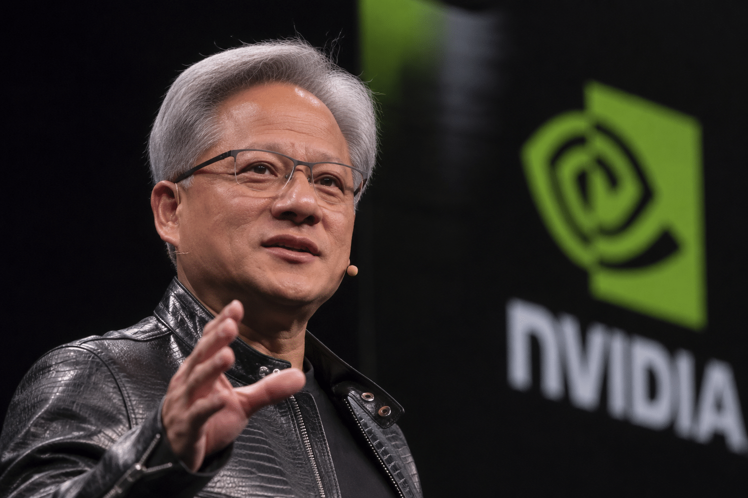 Nvidia stock forms a diamond reversal pattern ahead of Micron earnings
